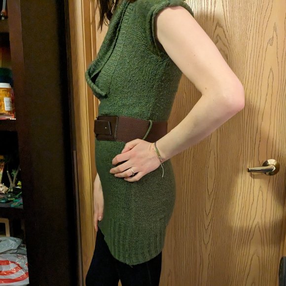 Short Sleeve Sweater Tunic - Picture 3 of 11